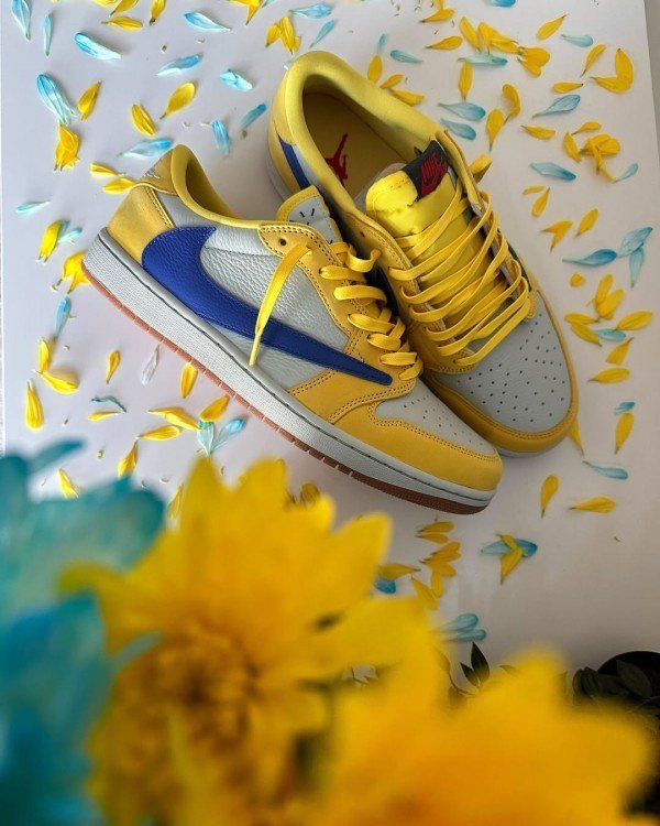 First-Copy-Nike-Jordan-1-Low-x-Travis-Scott-Canary-Yellow-7-1.jpeg