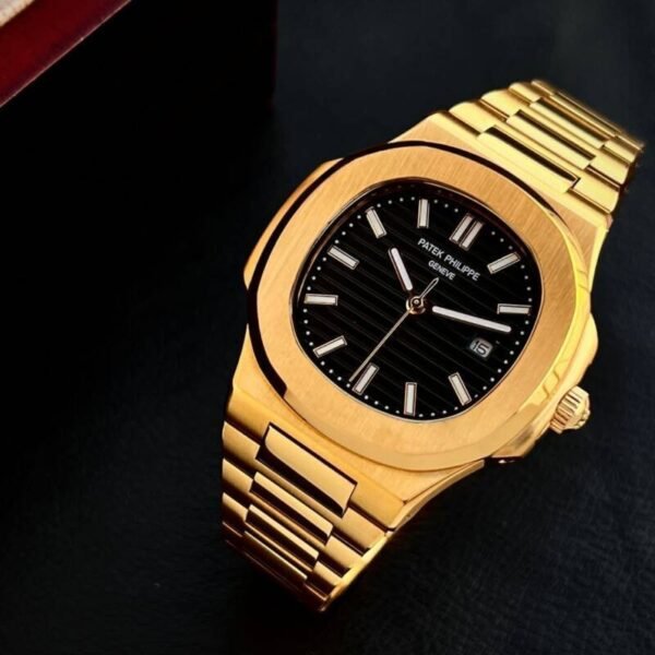 patek-philippe-nautilus-ever-gold.jpg