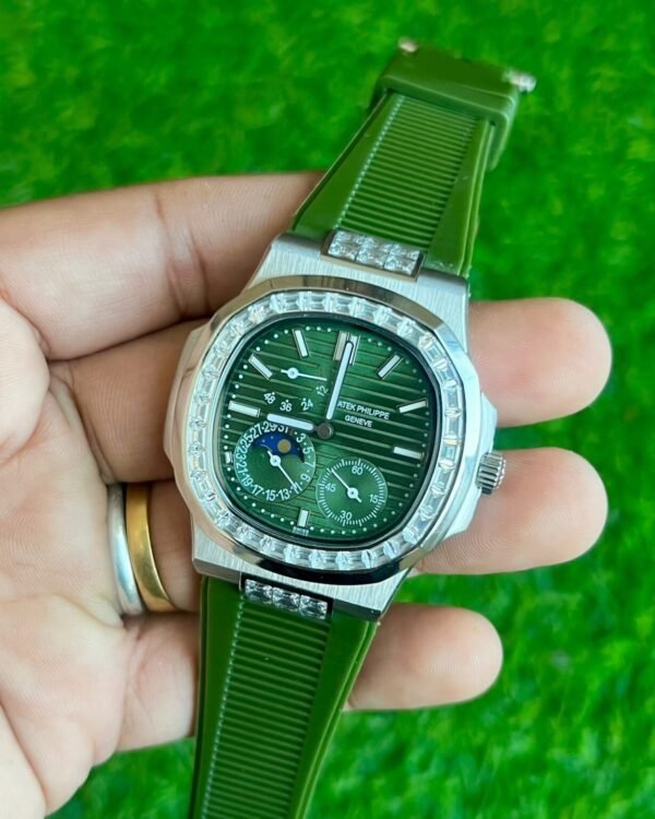 patek-philippe-nautilus-mens.jpg