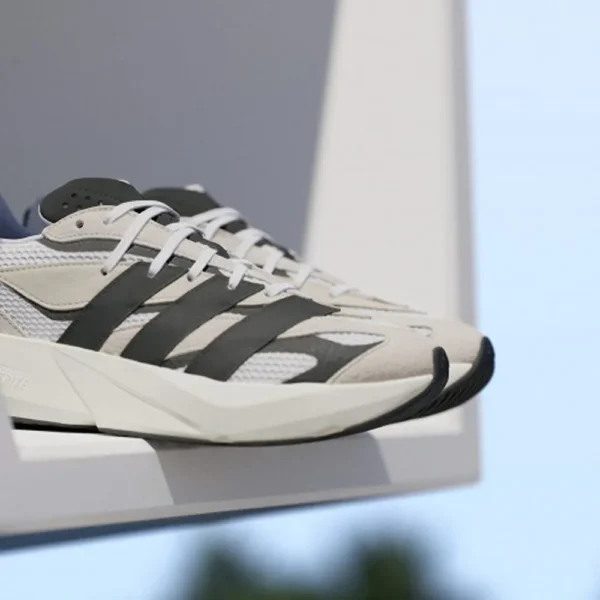 Adidas Light Blaze Beige Shoes For Men (BSF365) Adidas Light Blaze Beige Shoes For Men (BSF365)