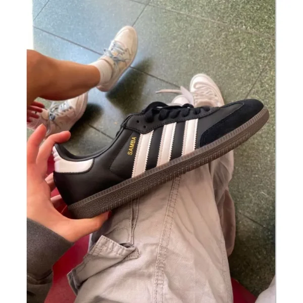 Adidas Samba Black White Shoes For Men (SZ37) Adidas Samba Black White Shoes For Men (SZ37)