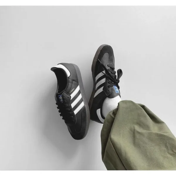 Adidas Samba Black White Shoes For Men (SZ37) Adidas Samba Black White Shoes For Men (SZ37)