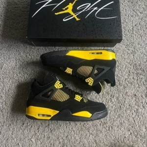Air Jordan Retro 4 Thunder black yellow Shoes For Men (SF61)