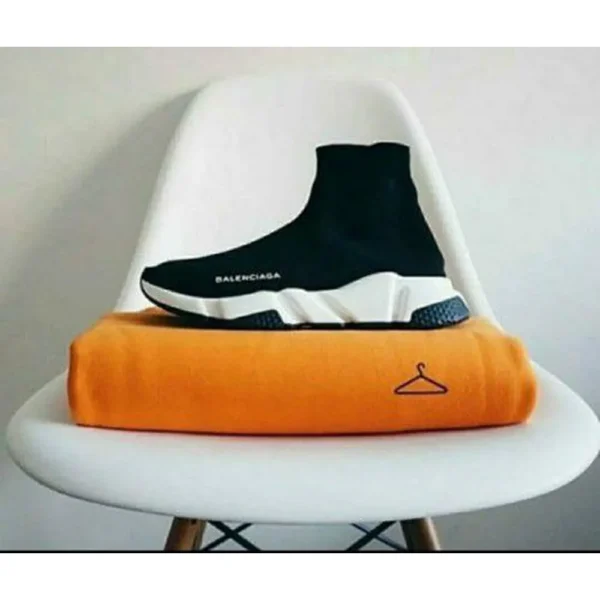 Balenciaga Speed Trainer Black White Shoes For Men (SZ95) Balenciaga Speed Trainer Black White Shoes For Men (SZ95)
