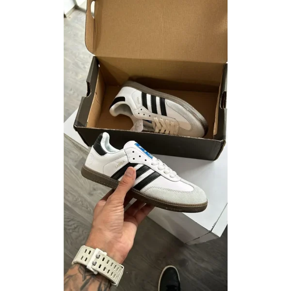 Classy Adidas Samba Shoes For Men (S1H64)