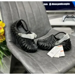 Classy Crocs Pollex Burberry Clogs For Men (BH826)