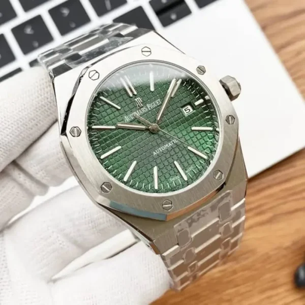 Stylish Audemars Piguet Watch For Men (CSO1621)