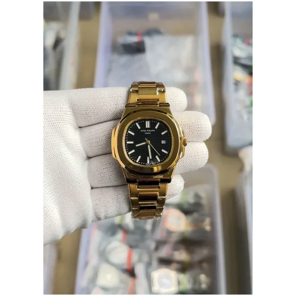 Stylish Patek Philippe Watch For Men (LAB826)